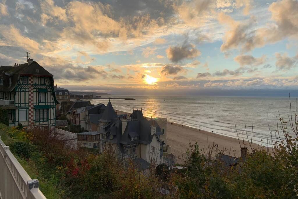 Trouville-Apt Renove-Balcon Magnifique Vue Mer Eksteriør bilde