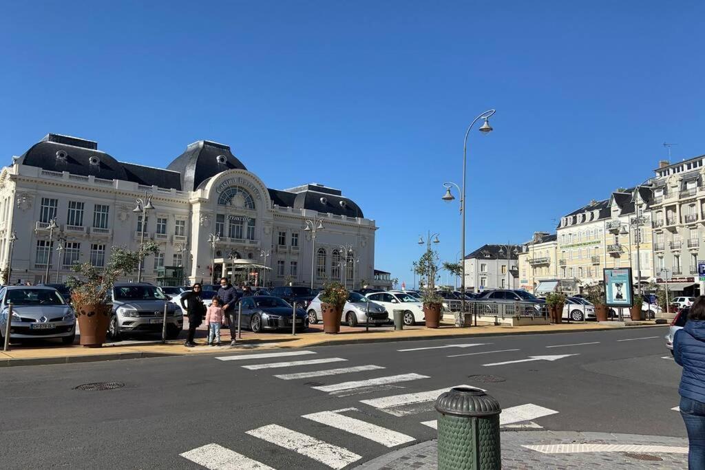 Trouville-Apt Renove-Balcon Magnifique Vue Mer Eksteriør bilde